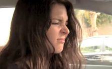 Astuces : comment éliminer les odeurs dans votre voiture ?