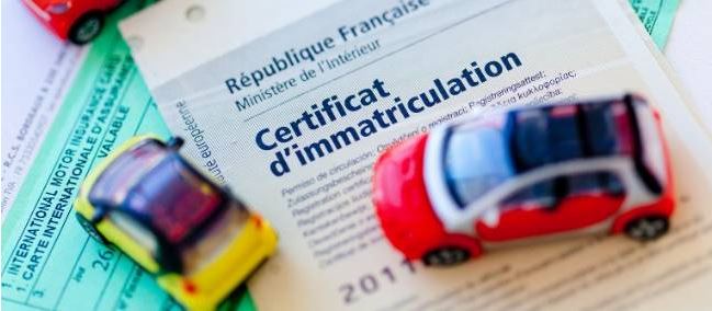 Les documents obligatoires à avoir dans votre voiture : Liste complète