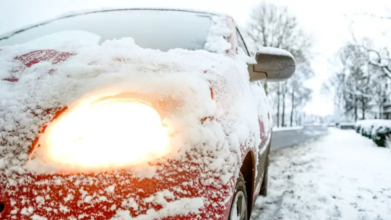 Consejos para una conducción segura: ¿Cómo preparar el coche para el invierno?