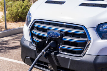Ford voitures électriques : Découvrez la technologie du futur