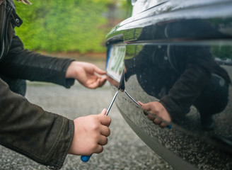 De l’immatriculation temporaire à la plaque définitive : Les points à soulever