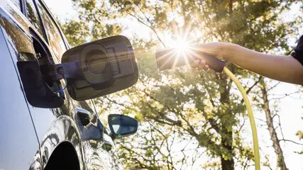Voiture hybride : guide d'achat, essais et meilleures hybrides rechargeables
