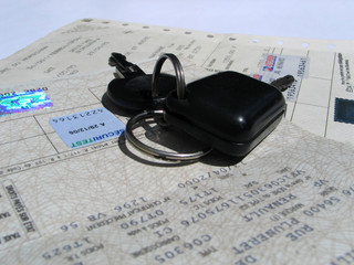Comment obtenir la carte grise pour une voiture hybride ? Guide complet